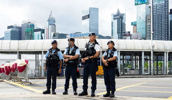 Hong Kong authorities have denied reports that police can freely access phones.