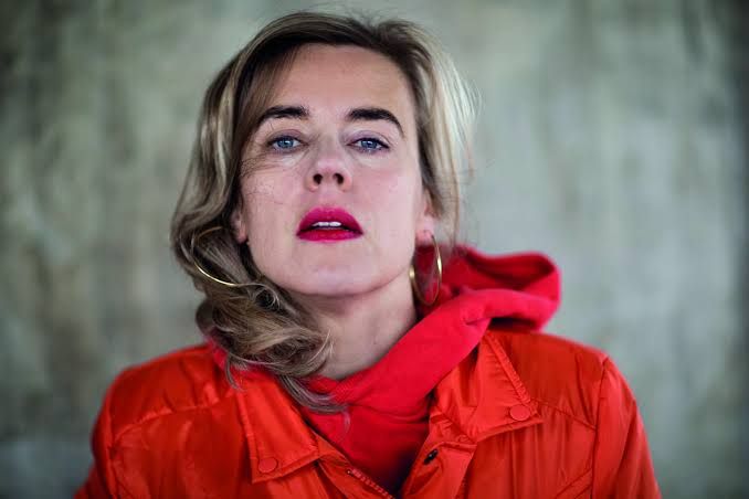 La comunitat, d'Annika Norlin
