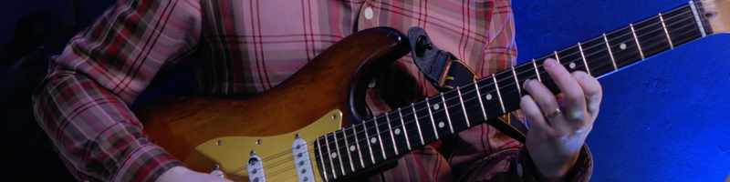 Pentatoniset soinnut ja kitaran yläkielet