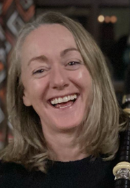 A person smiling at the camera

AI-generated content may be incorrect.