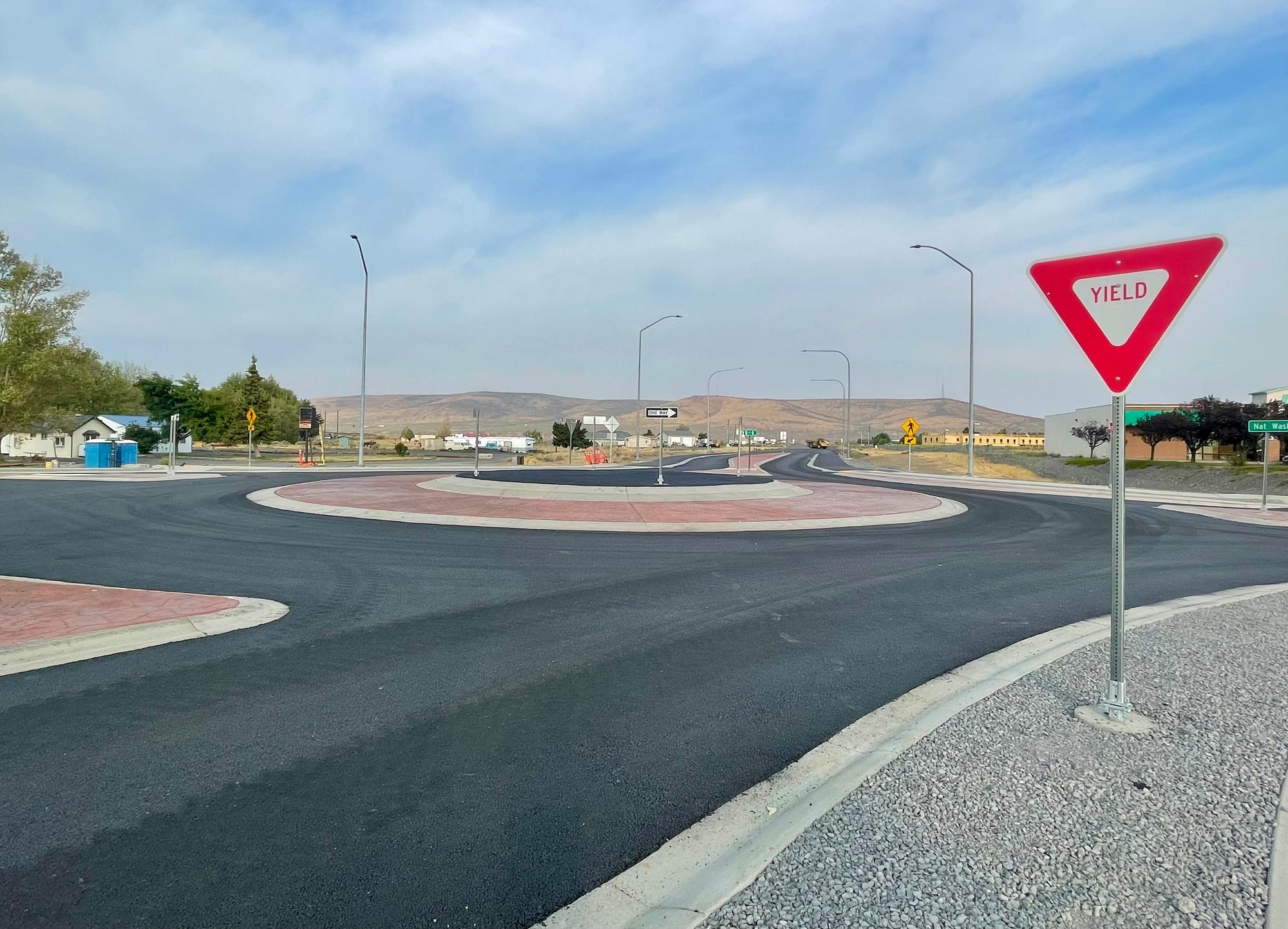 SR 282/Nat WA Way roundabout construction nears completion