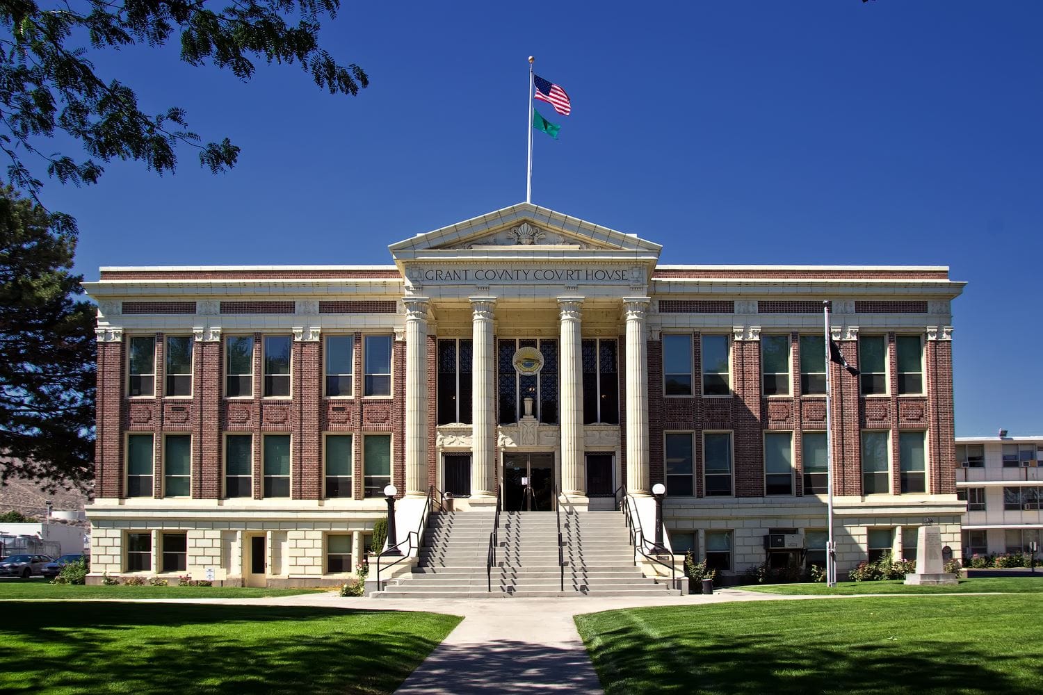 Tom Gaines named interim Grant County administrator