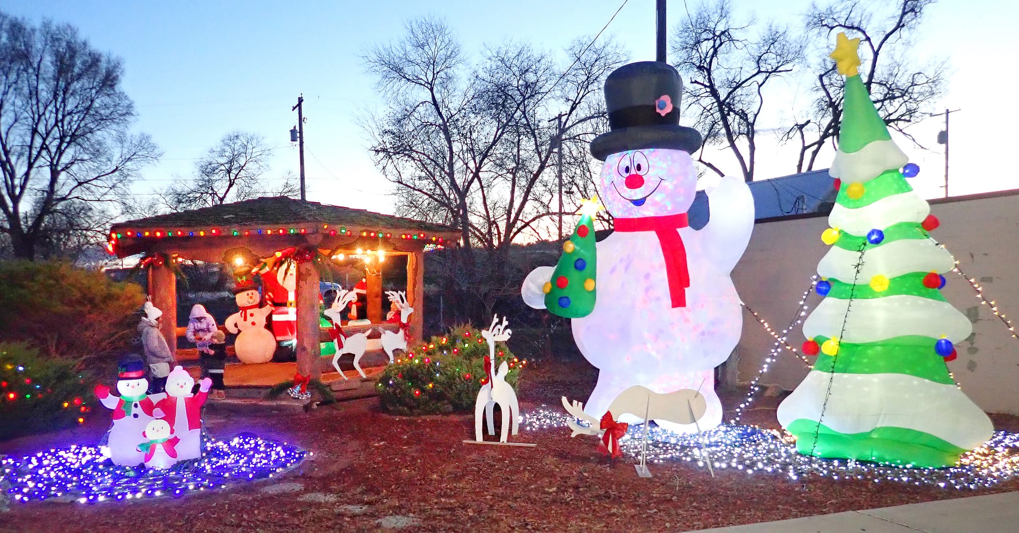 Winterfest lights up Soap Lake