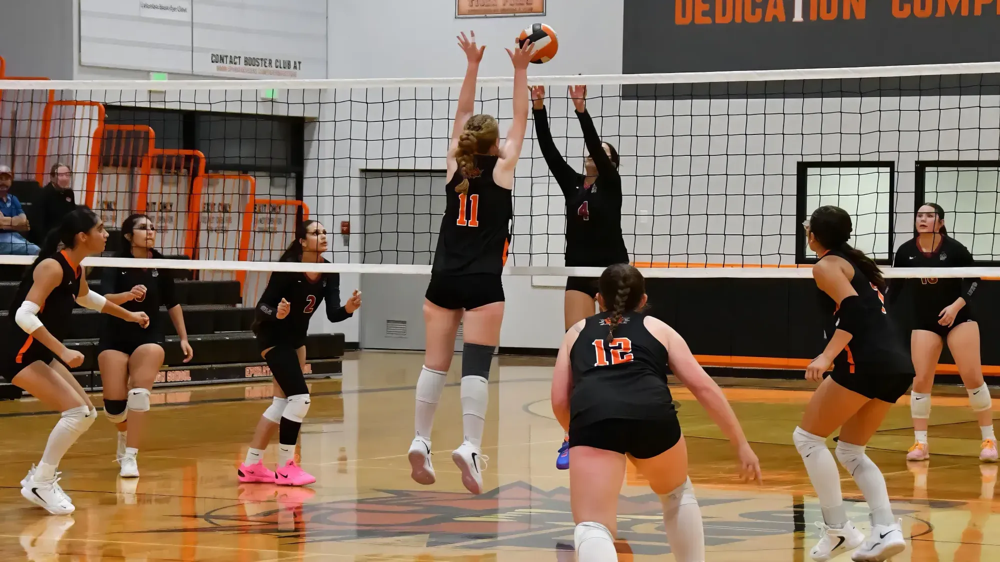 Volleyball drops conference opener to Toppenish; Tiger XC sweeps Selah, Othello