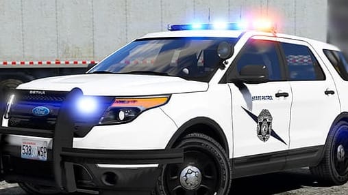 Twelve injured when van, semi collide in south Grant County