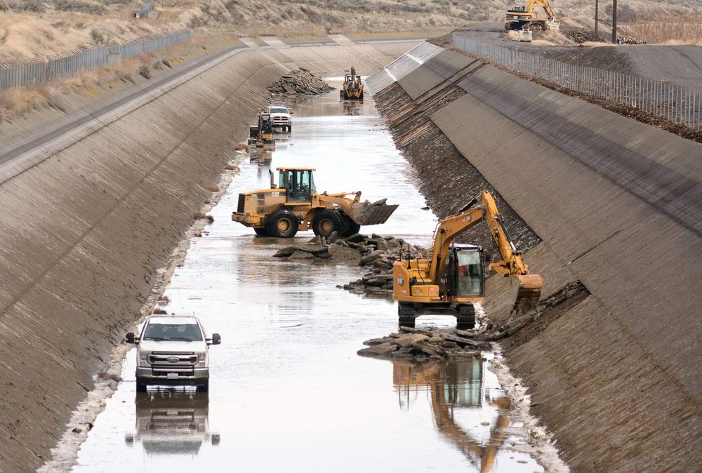 Weather delays canal repairs, irrigation start post image