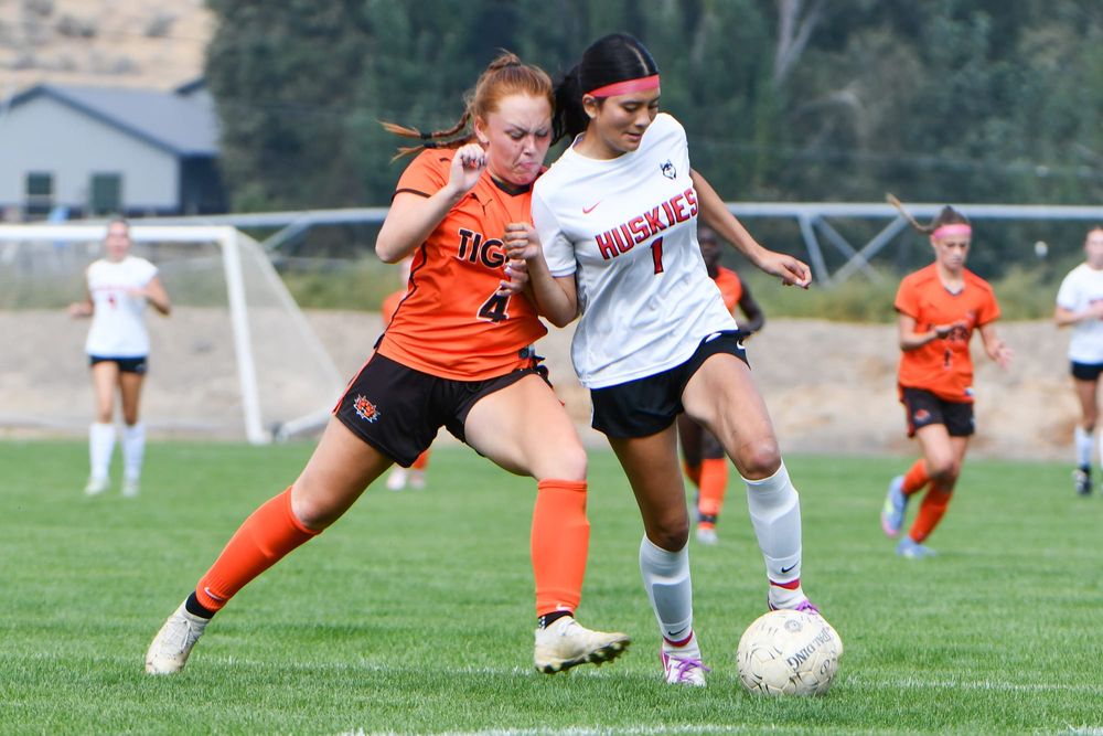 Tigers earn payback win over Othello; settle for Moses Lake draw post image