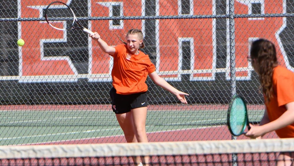 Tiger tennis grinds through three-match week post image