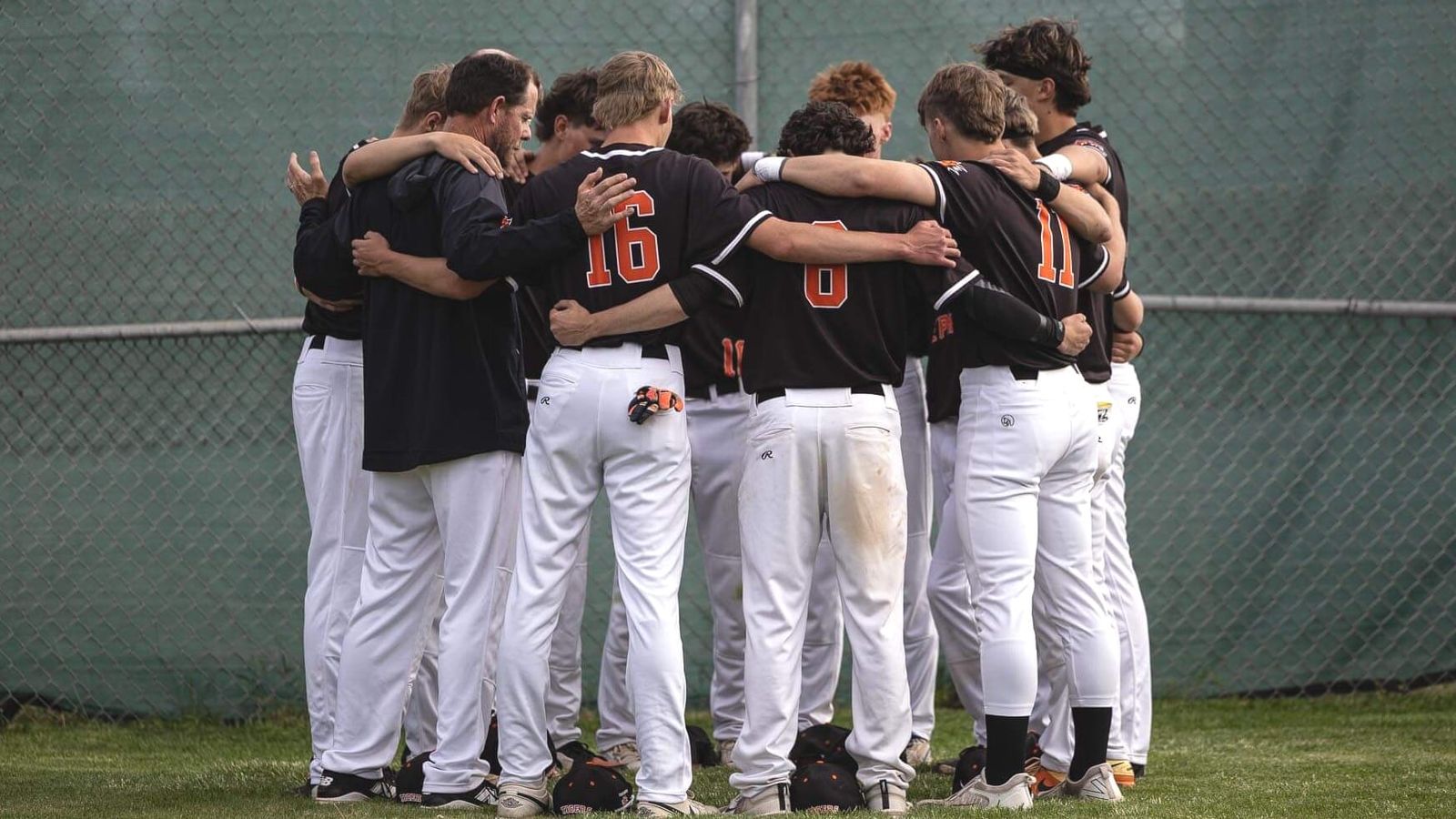 Tiger baseball season ends with district play-in loss to Prosser post image