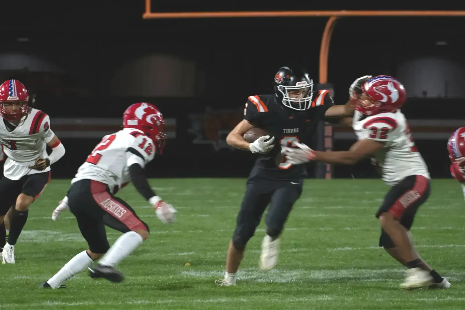 Penalties, turnovers cost Tigers in 28-20 loss at Okanogan post image