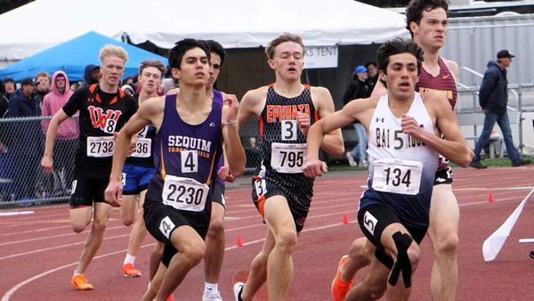 Fitts, Iverson medal as Ephrata closes track season at state post image