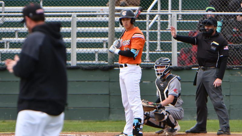 Tigers drop three straight at home; face Othello Saturday post image