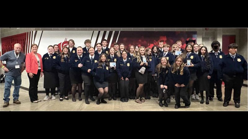 Ephrata FFA attends WA state convention; Hausken an officer post image