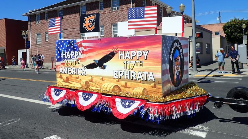 Ephrata shows its colors during Sage-N-Sun festival weekend post image