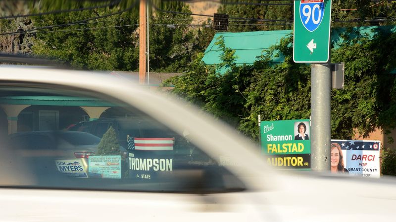 Ephrata council approves new rules for temporary signage post image