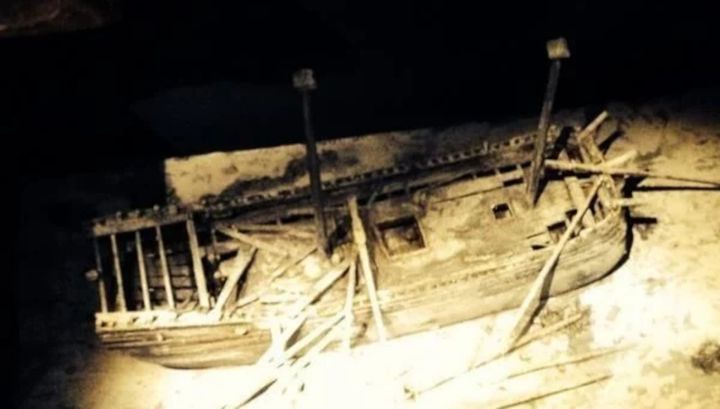 The story of the Vrouw Maria: The lost ship of incredible Dutch art treasures.