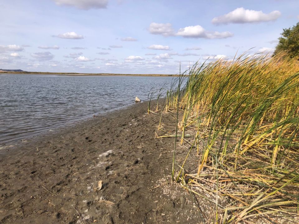 A Pontoon Ride Reveals How 1.4 Million Gallons of Drilling Mud Disappeared Under the Missouri River