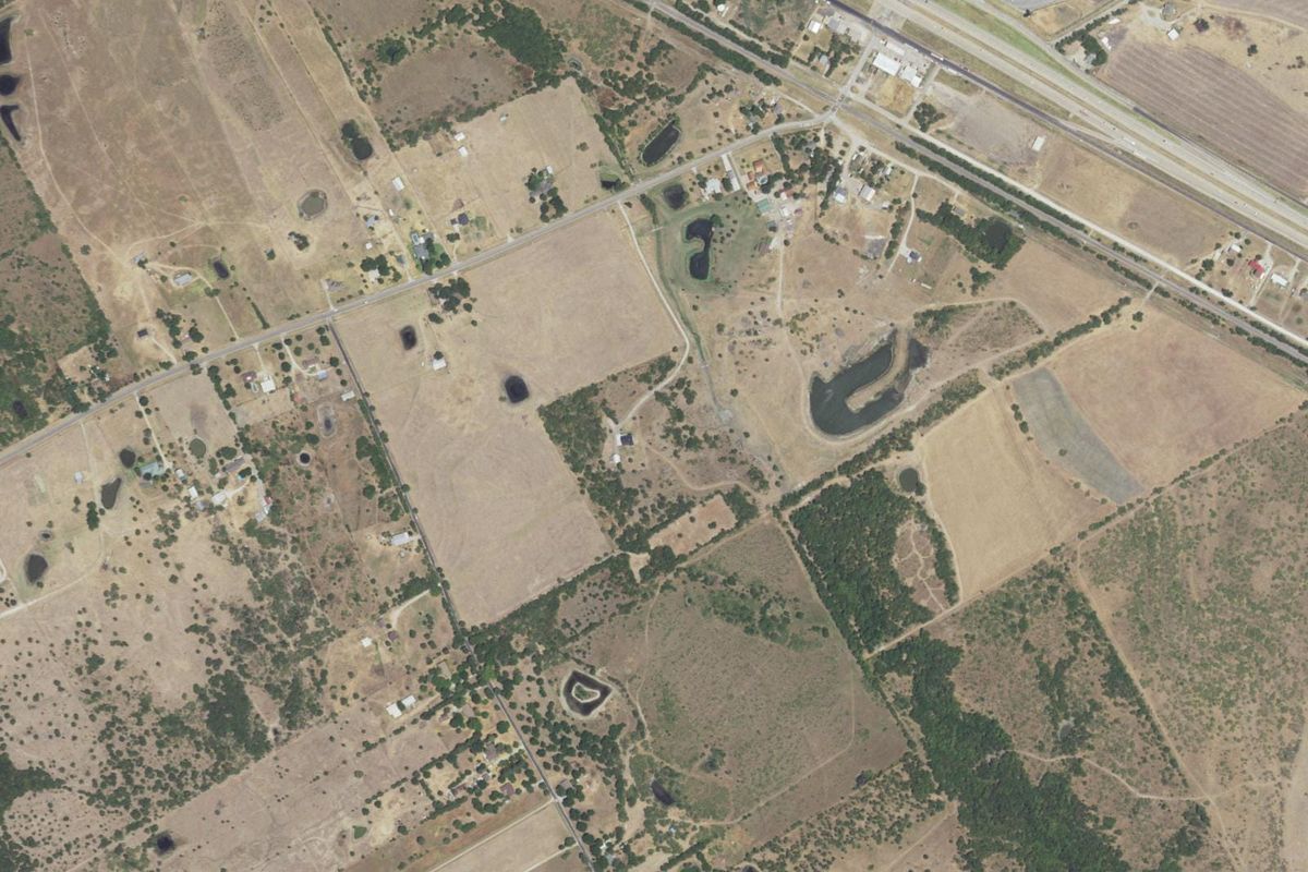 Aerial photograph centered on Alma, Texas