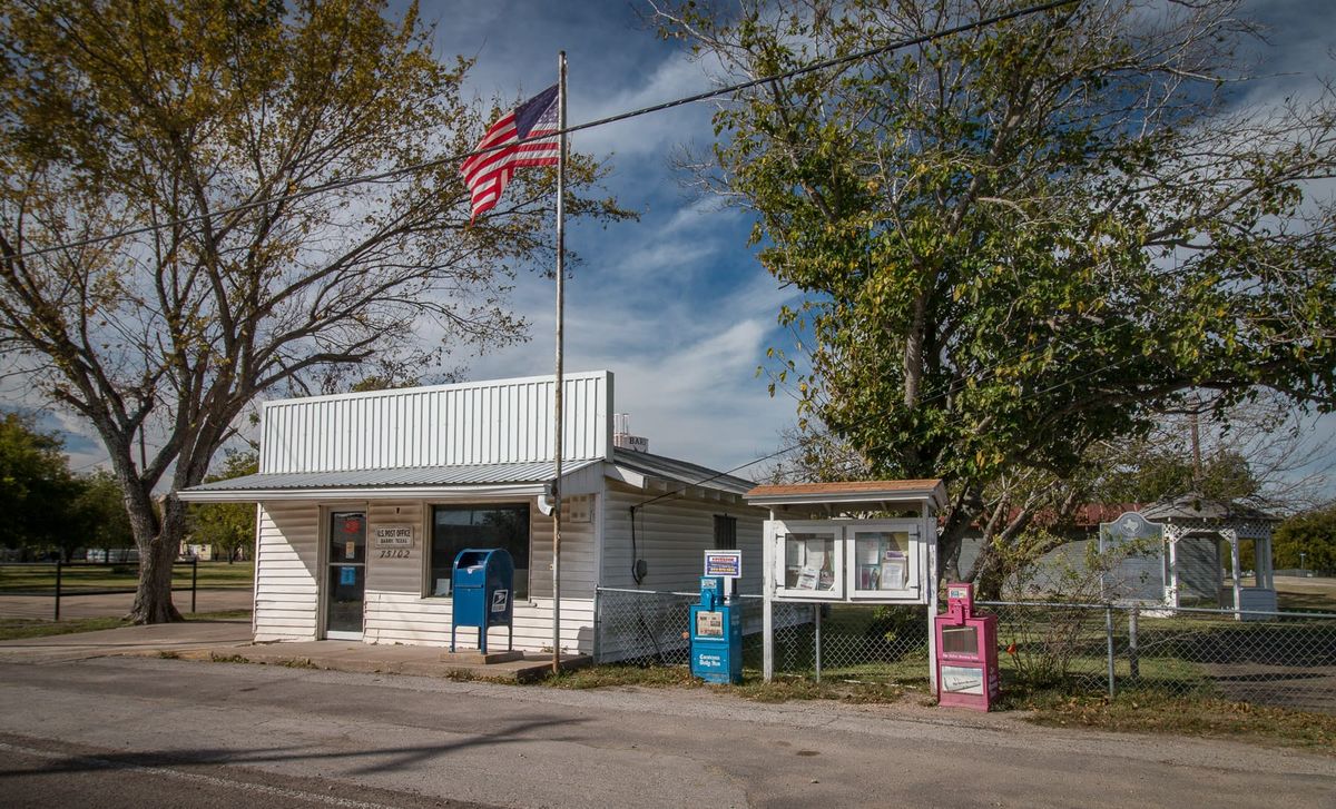 The Post Office in Barry, Texas
