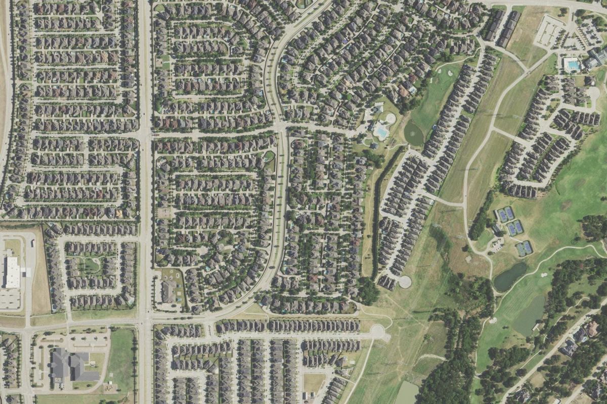 Aerial photograph centered on Castle Hills, Texas