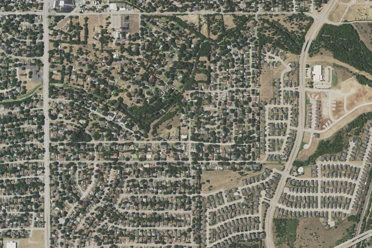 Aerial photograph centered on Edgecliff Village, Texas