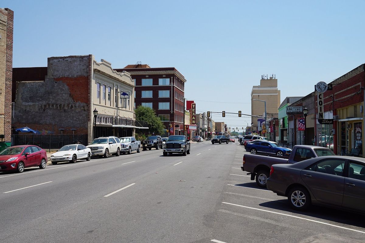 Lee Street in Greenville, Texas