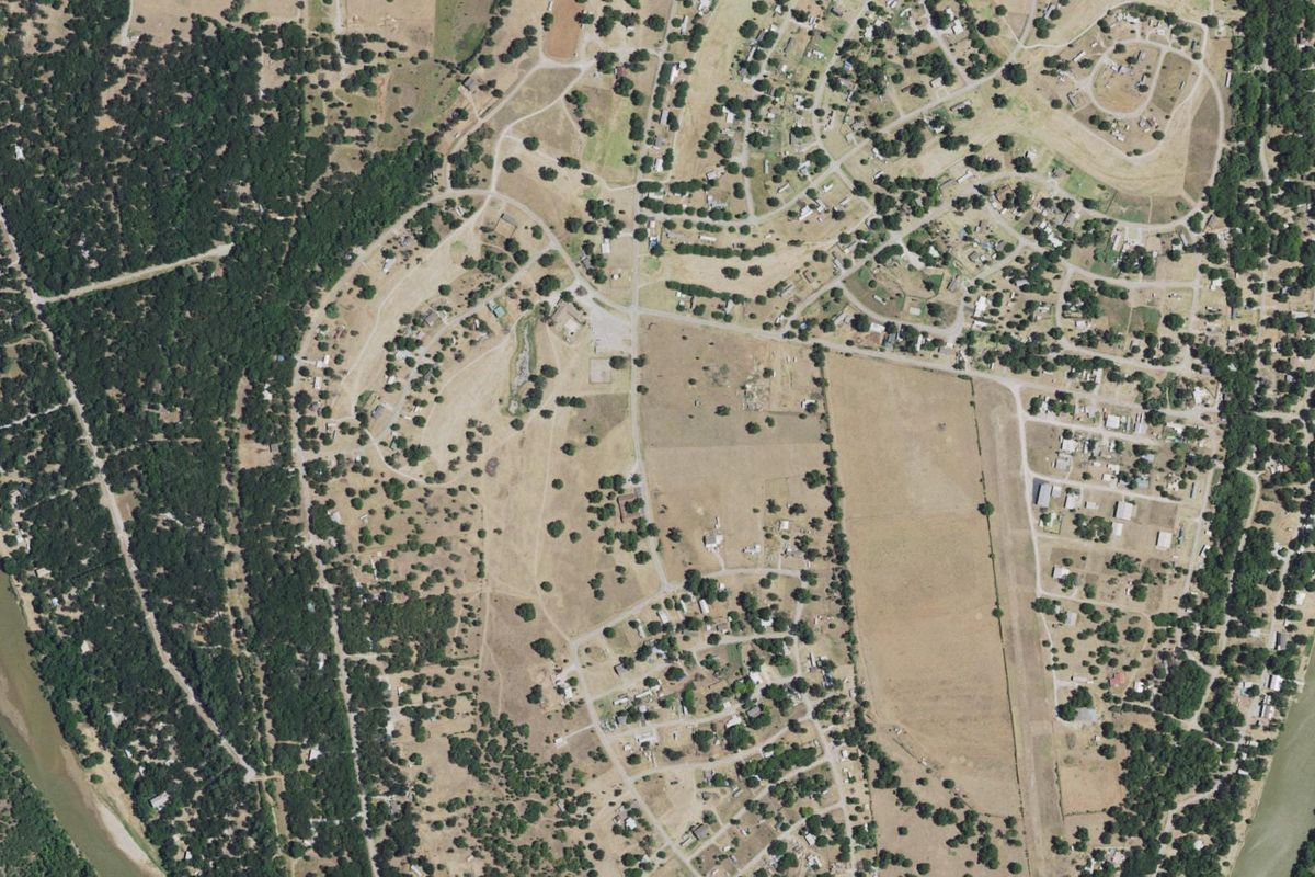 Aerial photograph centered on Horseshoe Bend, Texas