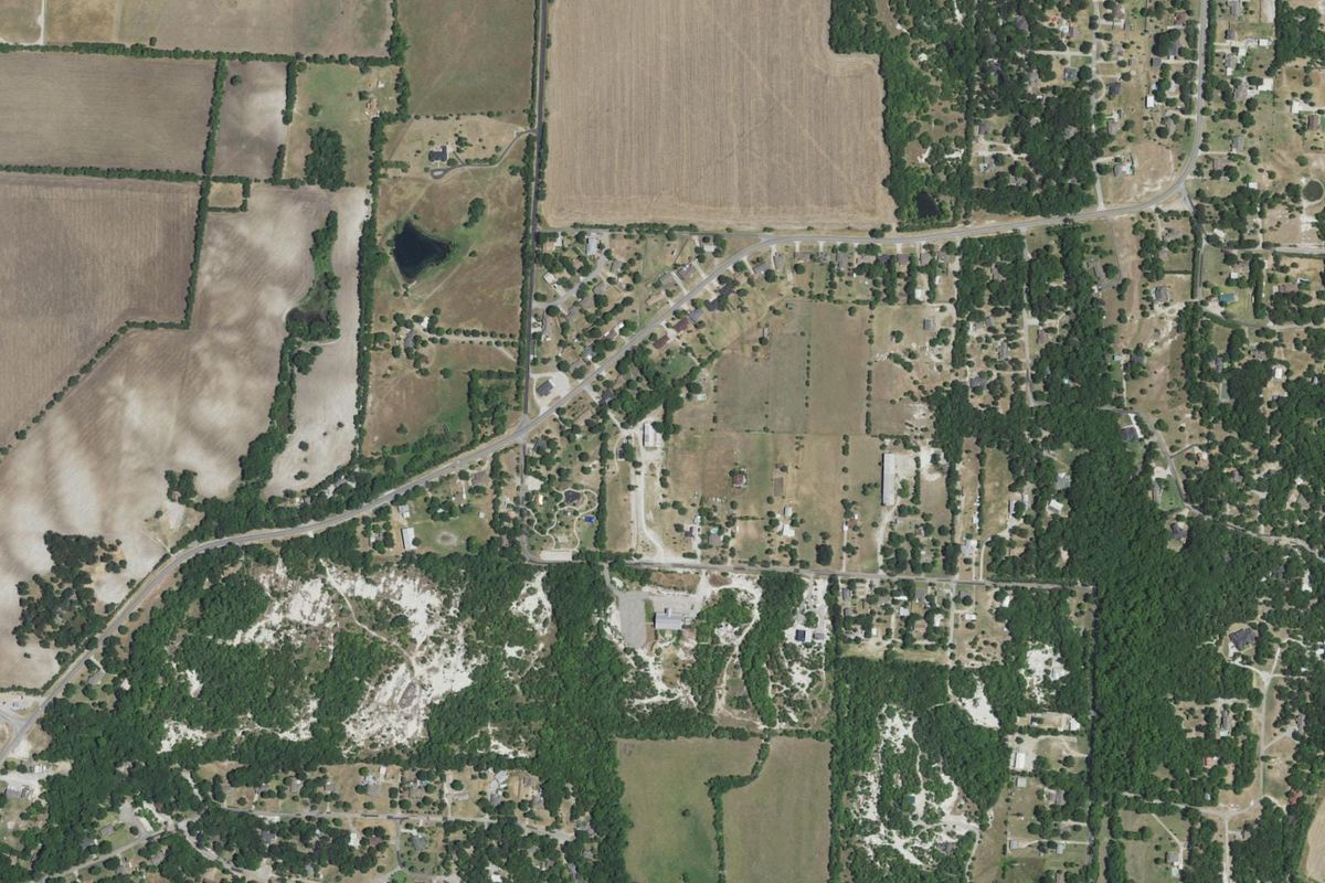 Aerial photograph centered on New Hope, Texas