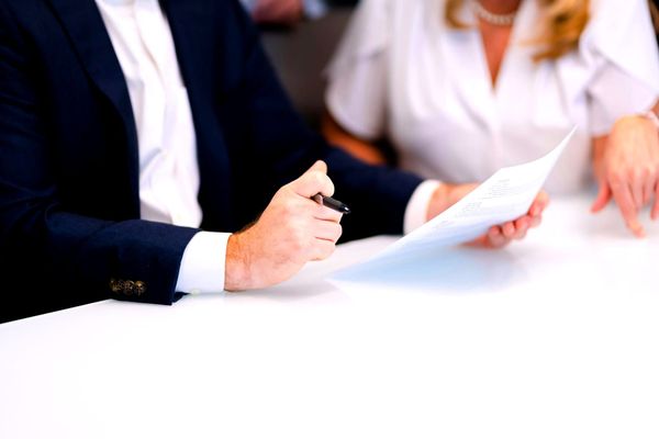 Term Sheet 핵심 조항과 Closing: Liquidation Preference에서 서명까지