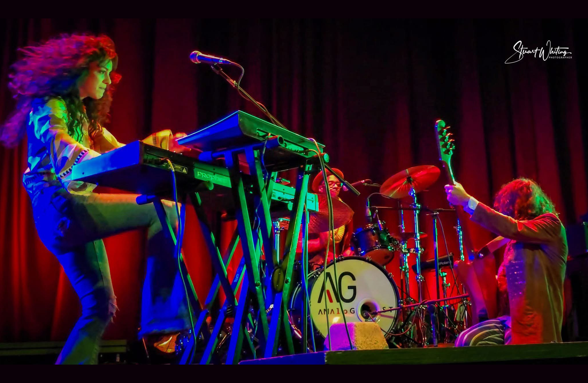 General Mojo’s and The Flat Earth Project