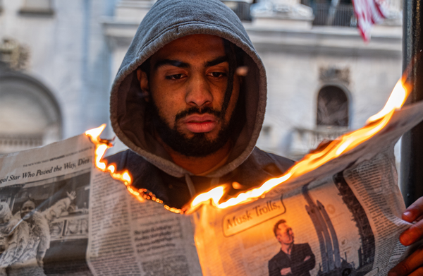 Democracy needs free press to survive