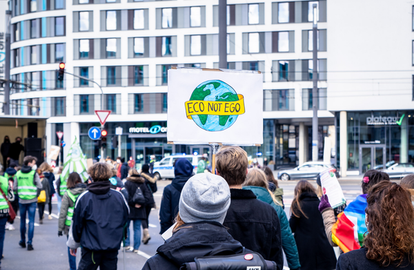 Opportunities when the Republican Party is a mess