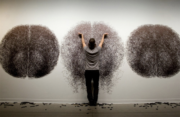 Creative coping in a chaotic world: Bilateral drawing