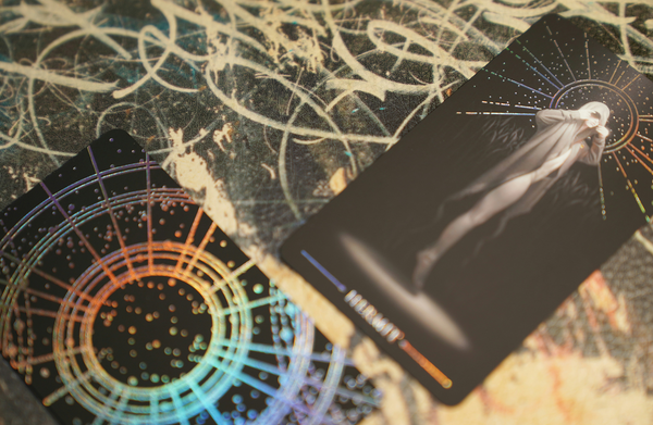 TAROT TIME: Stop isolating yourself!