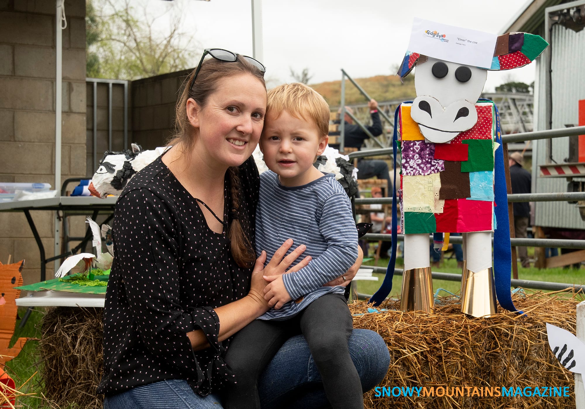 Beth and Jed Nicholson with the Emer the Cow, 1st place award for the Gidgillys creation. 