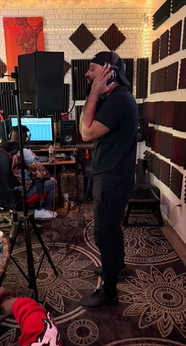 Bomalin Jayy Roc: Authenticity, Vulnerability, and Raw Talent in Hip-Hop