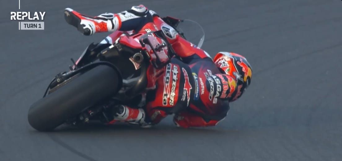 Vidéo : 2 sauvetages pour Acosta dès sa première séance !