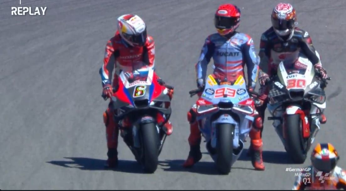 Sachsenring : Bradl pénalisé pour avoir gêné Marquez