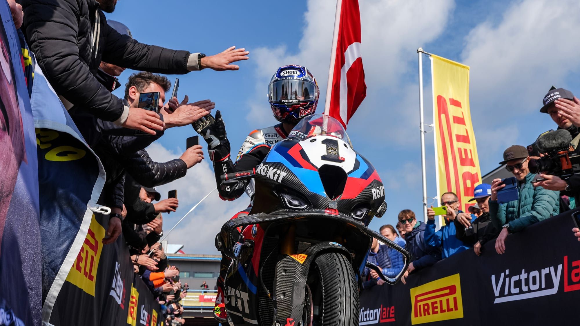 Sprint SBK Assen : Razgatlioglu prend sa revanche, Bulega out !
