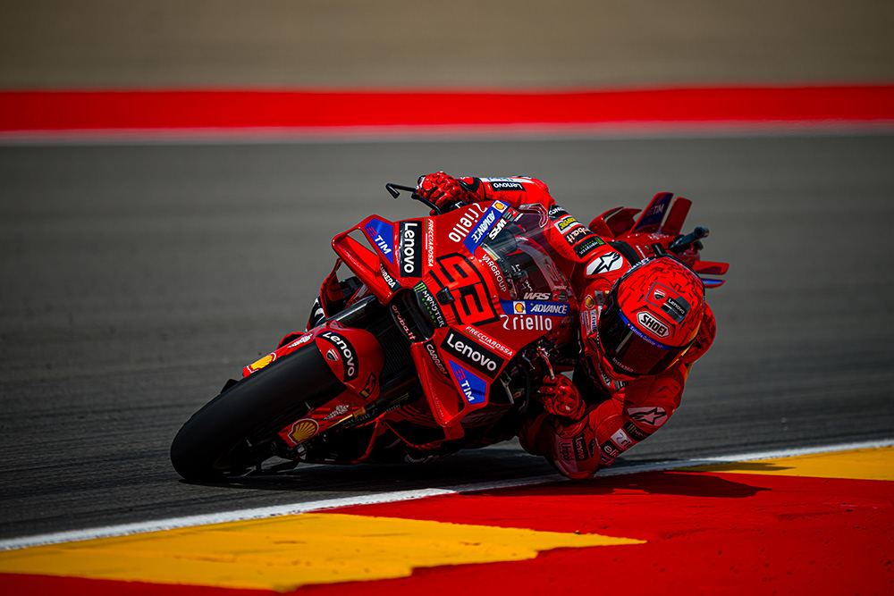 Aragon, Sprint MotoGP : Marquez domine, Bagnaia perd pied