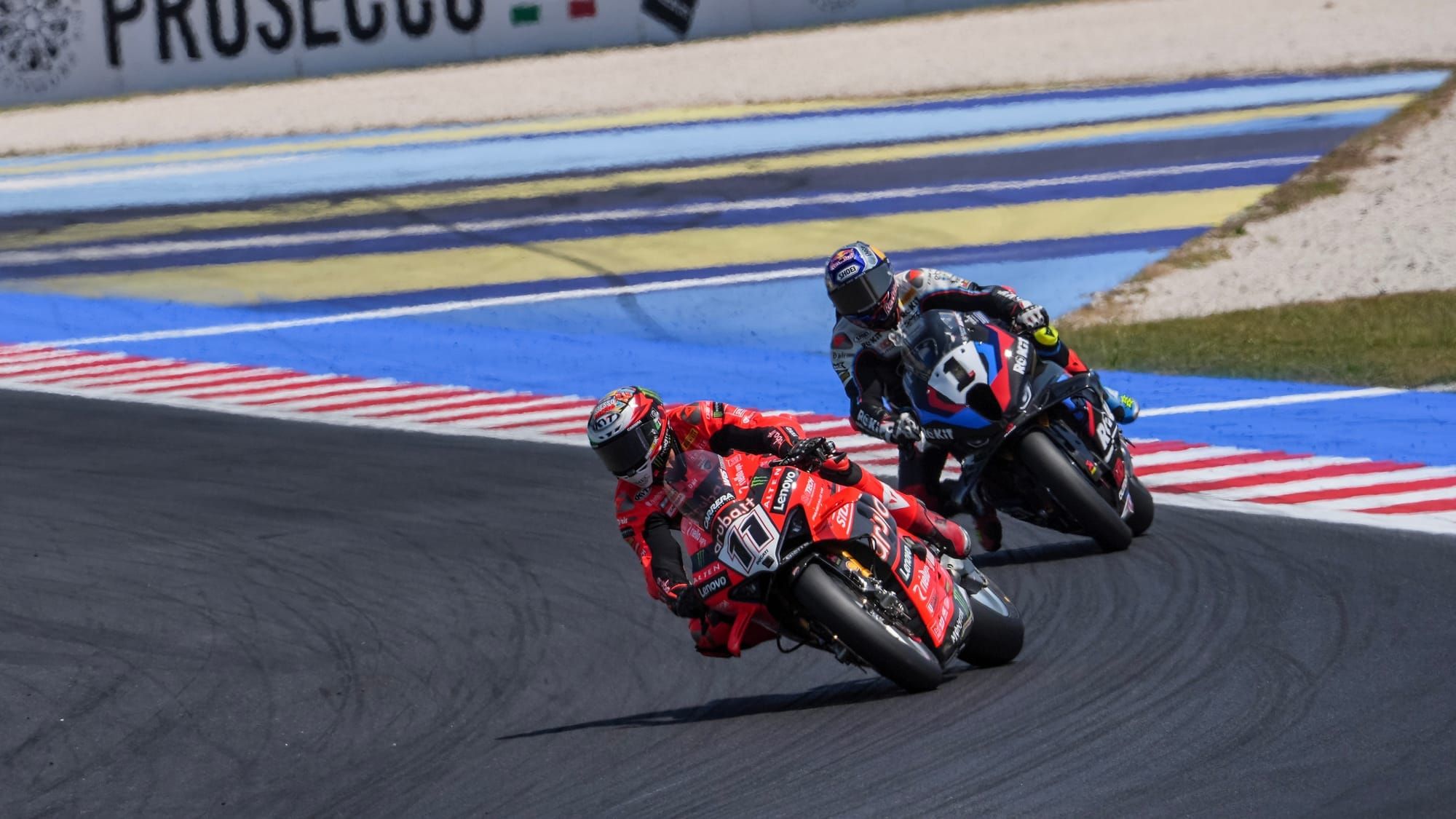 Championnat SBK : Razgatlioglu tout proche de Bulega