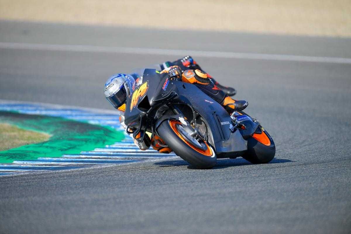 GP'22 : J-44 avec Pol Espargaro #44