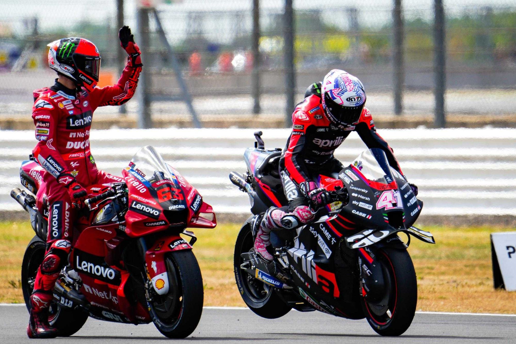 Silverstone, MotoGP (FP3) : Espargaro répond à Quartararo