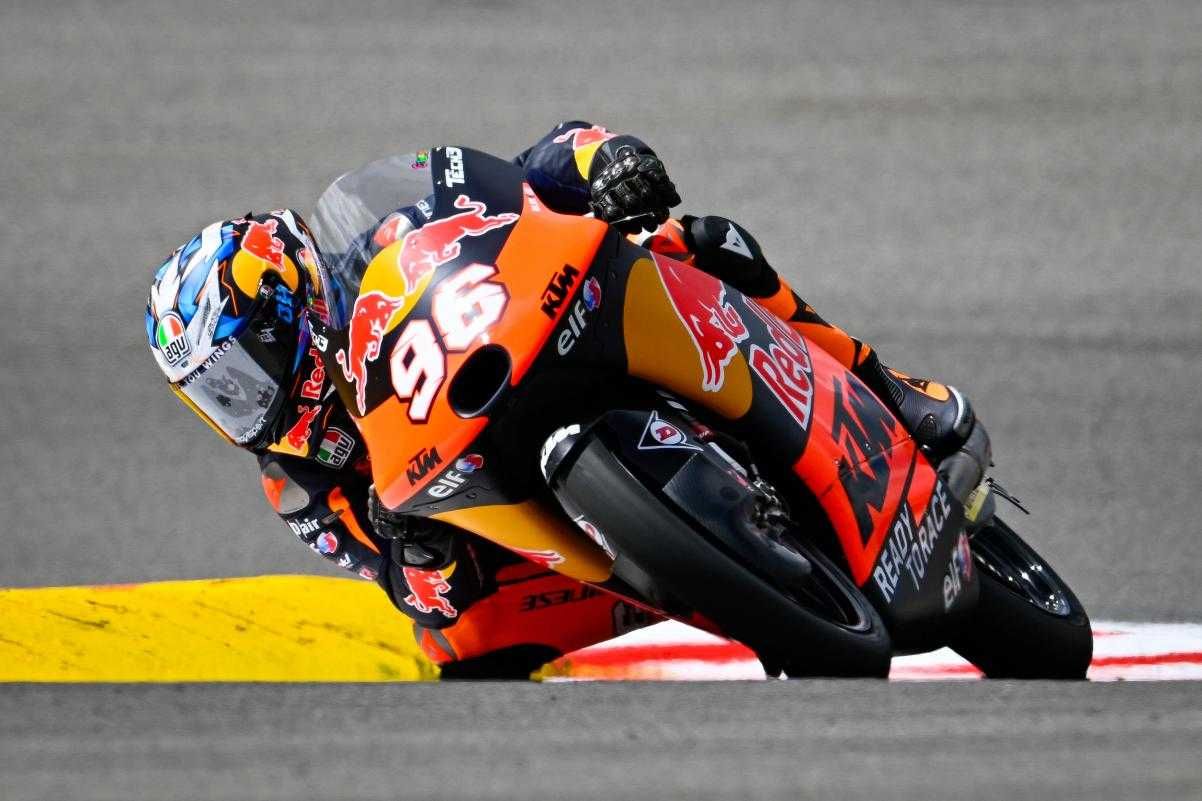 Portimao : Tech3 gagne la première avec Holgado !