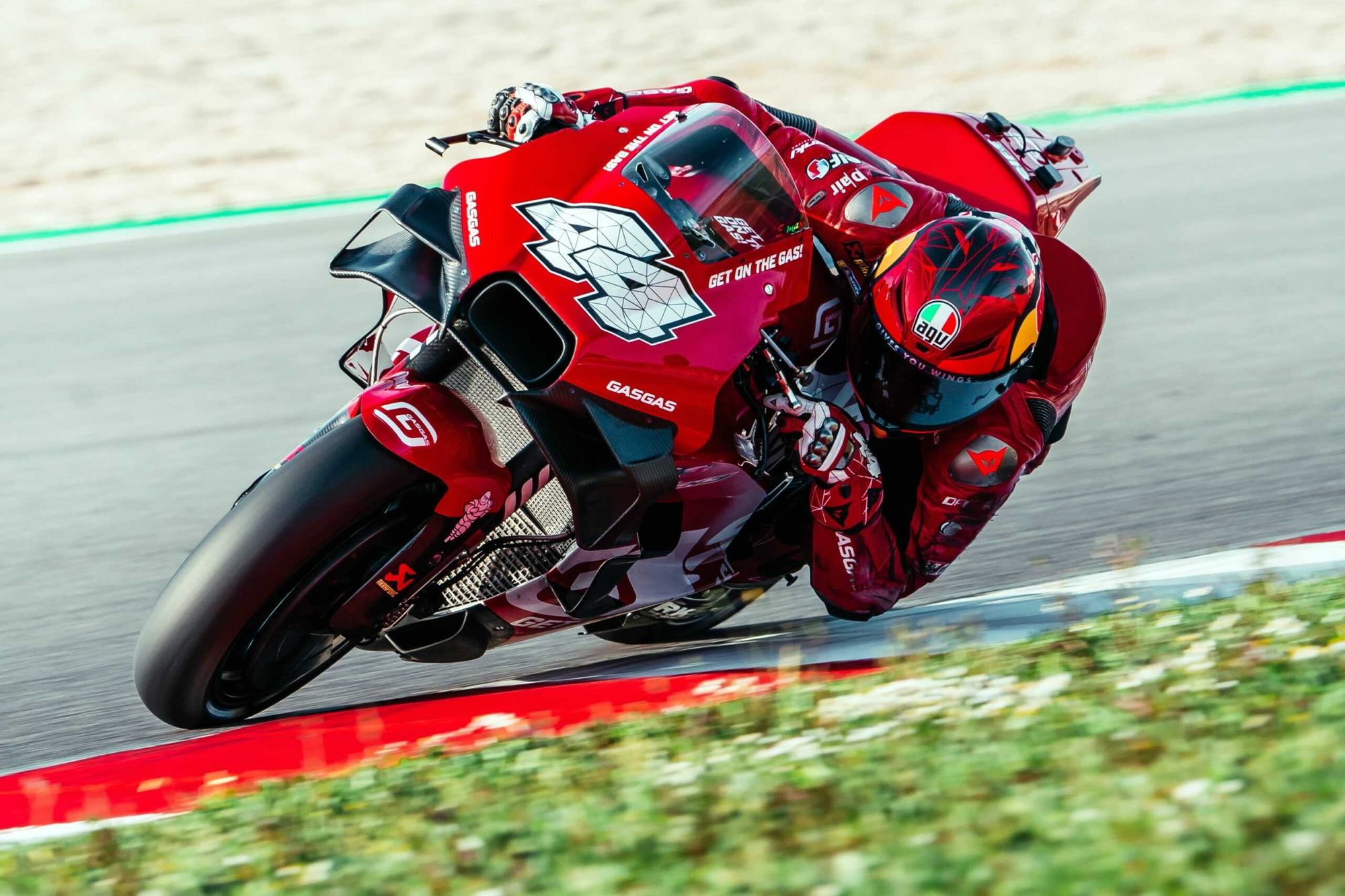 Espargaro ne reviendra pas avant août