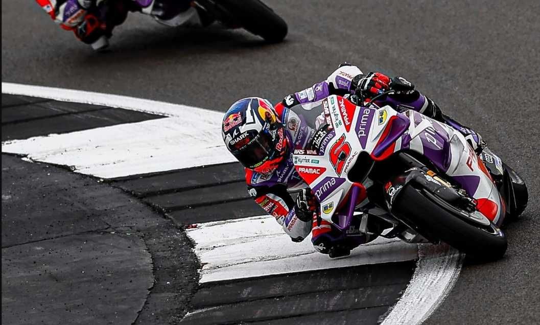 « Température trop élevée à l'avant » : Zarco freiné par ses pneus à Silverstone