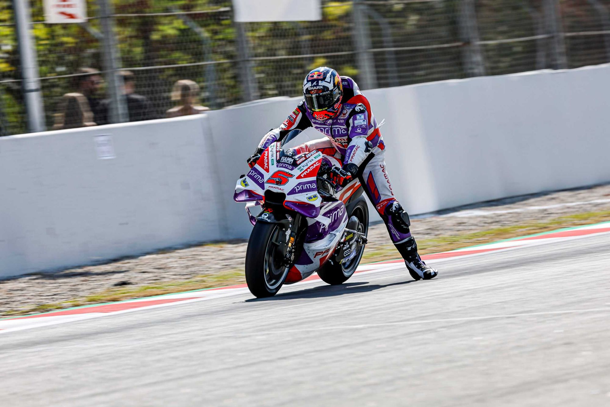 Zarco vise la première ligne et le podium au sprint en Catalogne