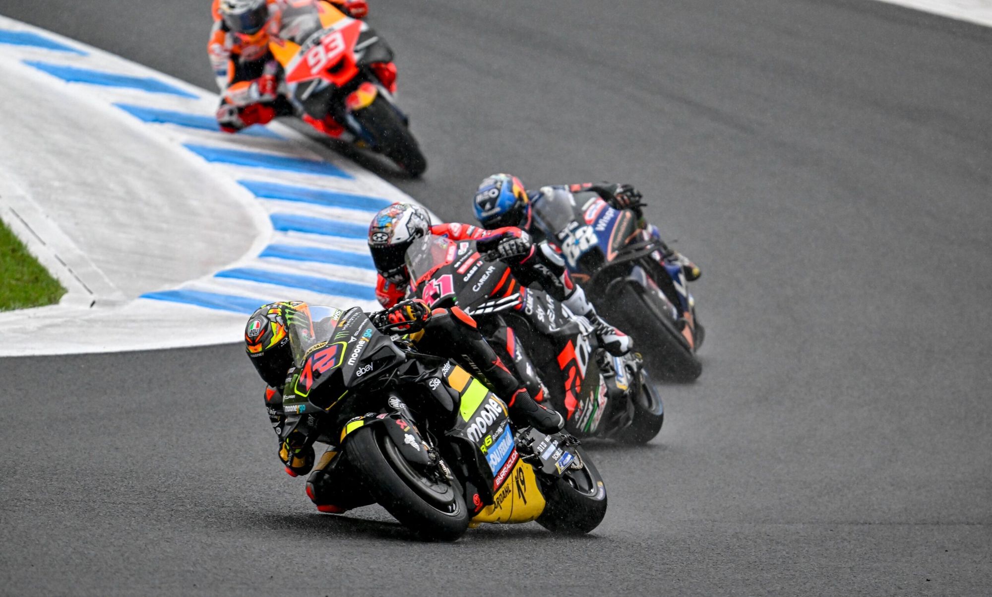 « Je ne voyais plus rien » : Bezzecchi 4e frustré à Motegi