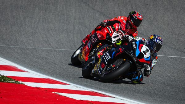 Sprint SBK Portimao : 0,055s entre Razgatlioglu et Bulega !