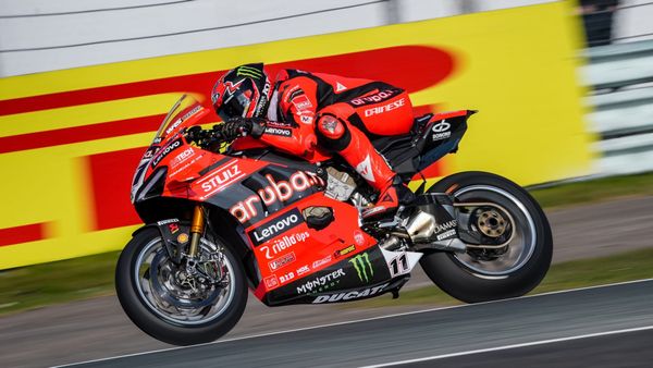 SBK Assen, FP2 : Bulega prend le meilleur